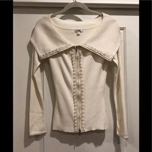 Cache long sleeve embroidered top*